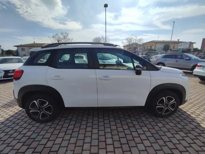 Left hand drive CITROEN C3 AIRCROSS PureTech 110